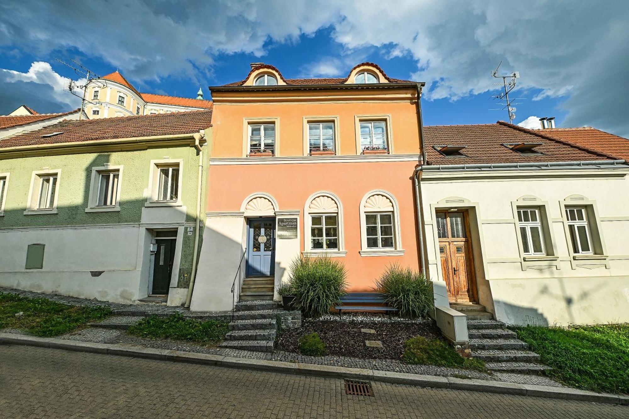 Boutique Apartman Mikulov Luaran gambar