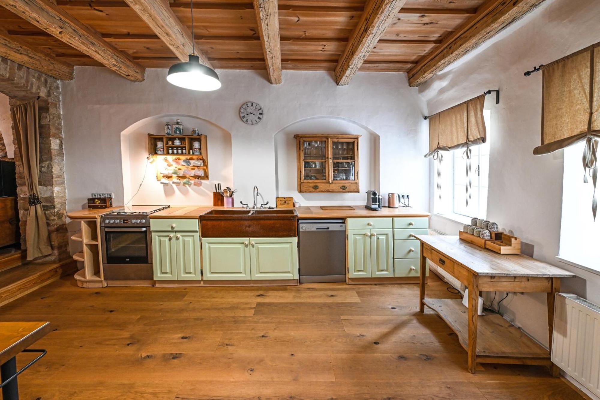 Boutique Apartman Mikulov Luaran gambar